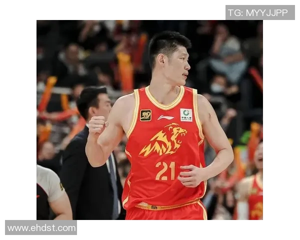 广厦控股与深圳新世纪胡金秋的精彩对决引发篮球迷热议 广厦控股与深圳新世纪胡金秋的精彩对决引发篮球迷热议