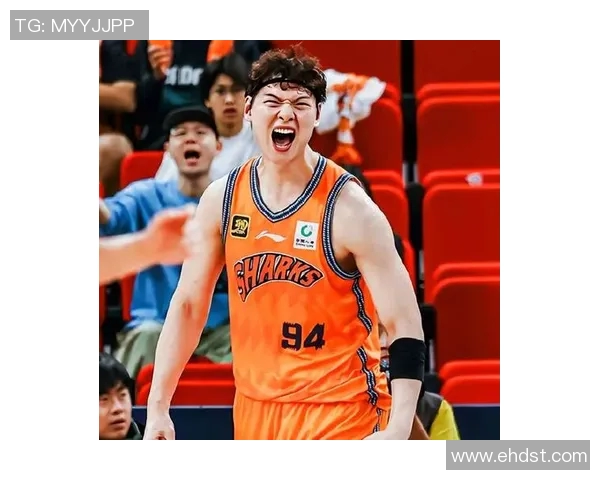 CBA上海男篮豪取八连胜战绩提升至10胜2负展现强大实力