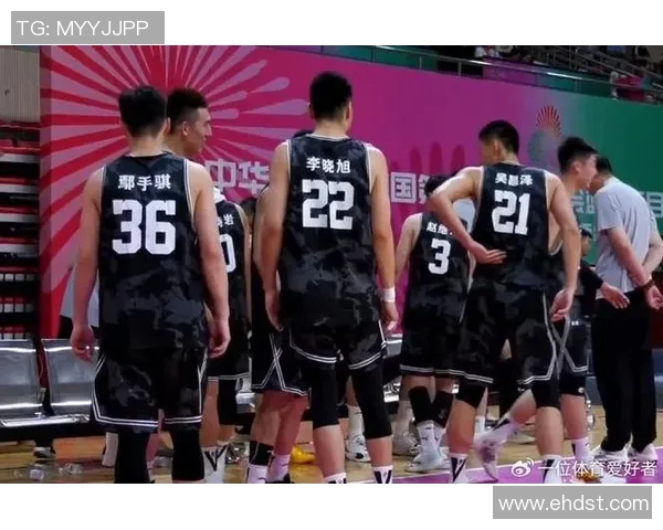 付豪篮板表现出色助力球队胜利展现全面能力与拼搏精神