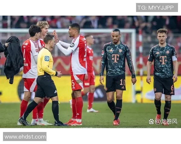 德甲豪门竞逐榜首，争冠战火激烈燃烧