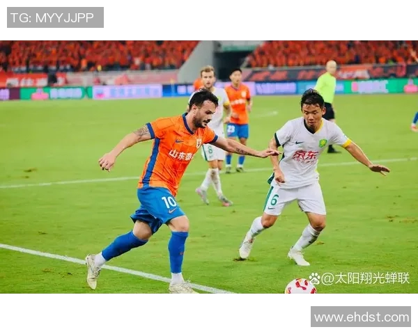 泽卡闪耀赛场助力山东泰山勇夺胜利展现球队团结精神