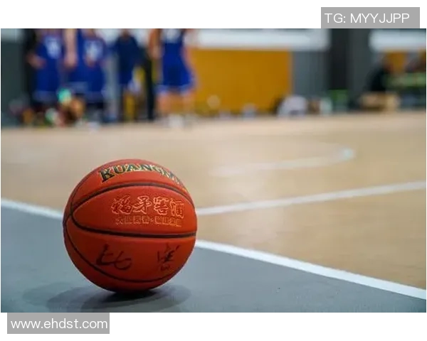 猛龙队季后赛巅峰对决即将展开：激情四溢的篮球盛宴