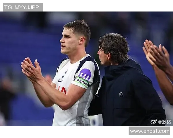 西汉姆联:弗兰克-奈瑞耶痛苦欲绝重回理智最强者 西汉姆联:弗兰克-奈瑞耶痛苦欲绝重回理智最强者